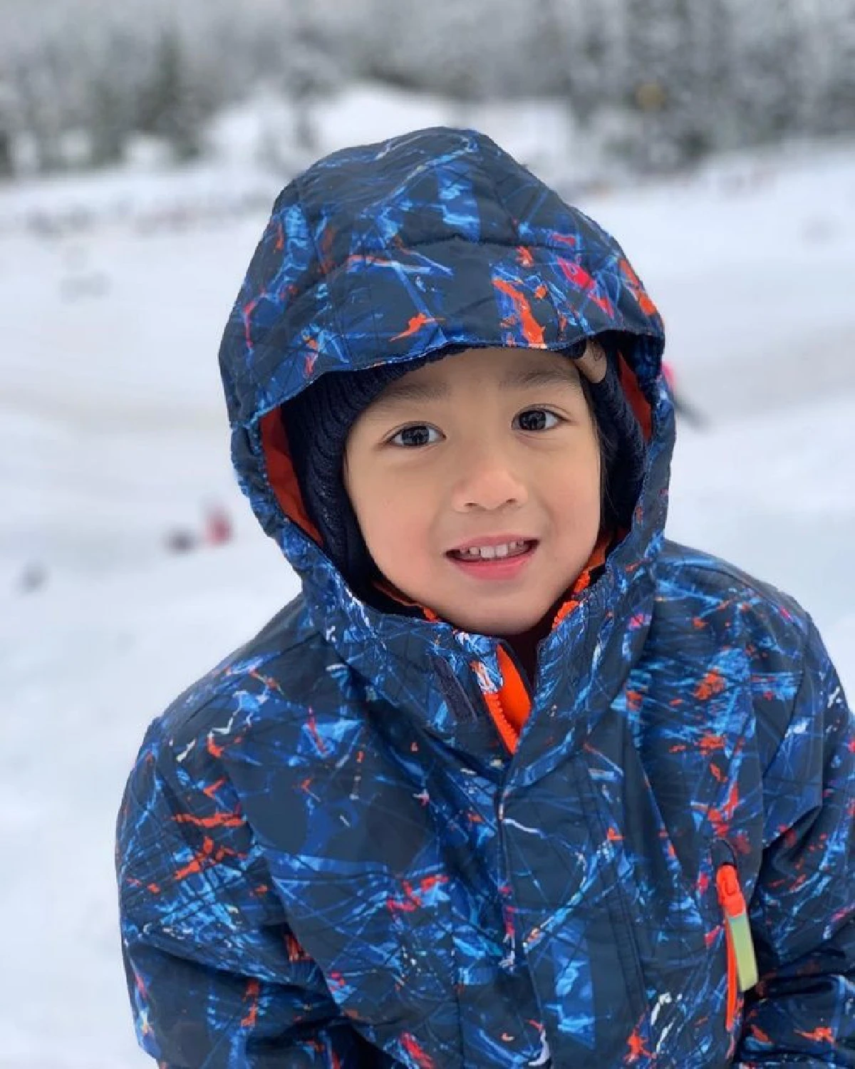 ครอบครัวสุขสันต์! กบ-บรู๊ค พาลูกๆ บินลัดฟ้าเล่นหิมะฉลองปีใหม่ที่อเมริกา