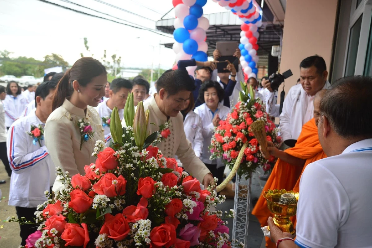 พะเยาเปิดใหญ่ที่ทำการ“พปชร.”พร้อมทีมว่าที่ผู้สมัครสส.ทั้ง3เขต