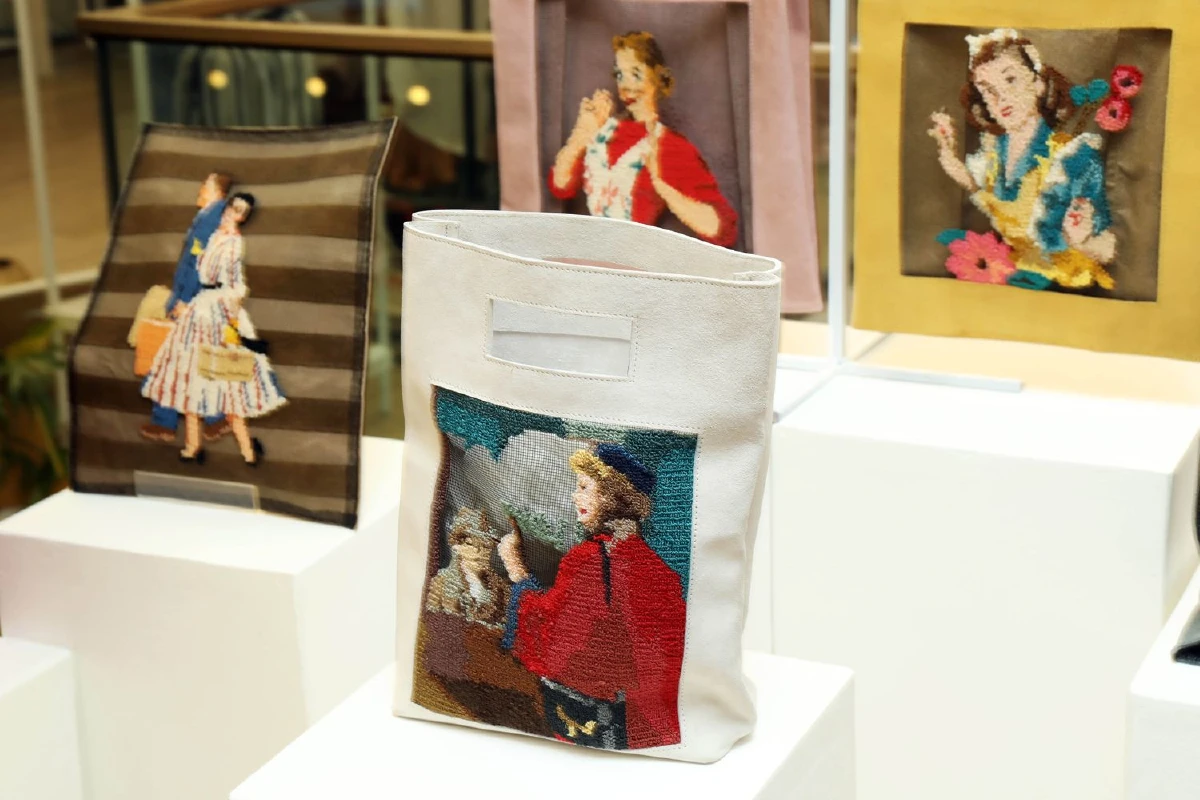 อรวรรณ กอเสรีกุล เปลี่ยนขยะมุ้งลวด เป็นกระเป๋าดีไซน์เก๋