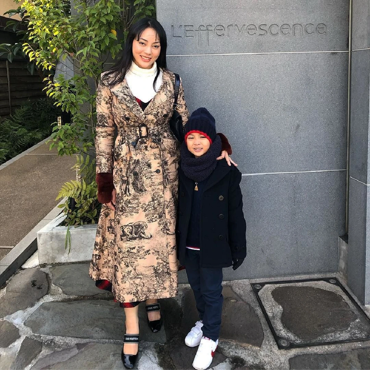 ตั๊ก บงกช-เจ้าสัวบุญชัย ยกครอบครัวไปญี่ปุ่น ทริปนี้อบอุ่นน่ารักแม่ตั๊กสวยมาก