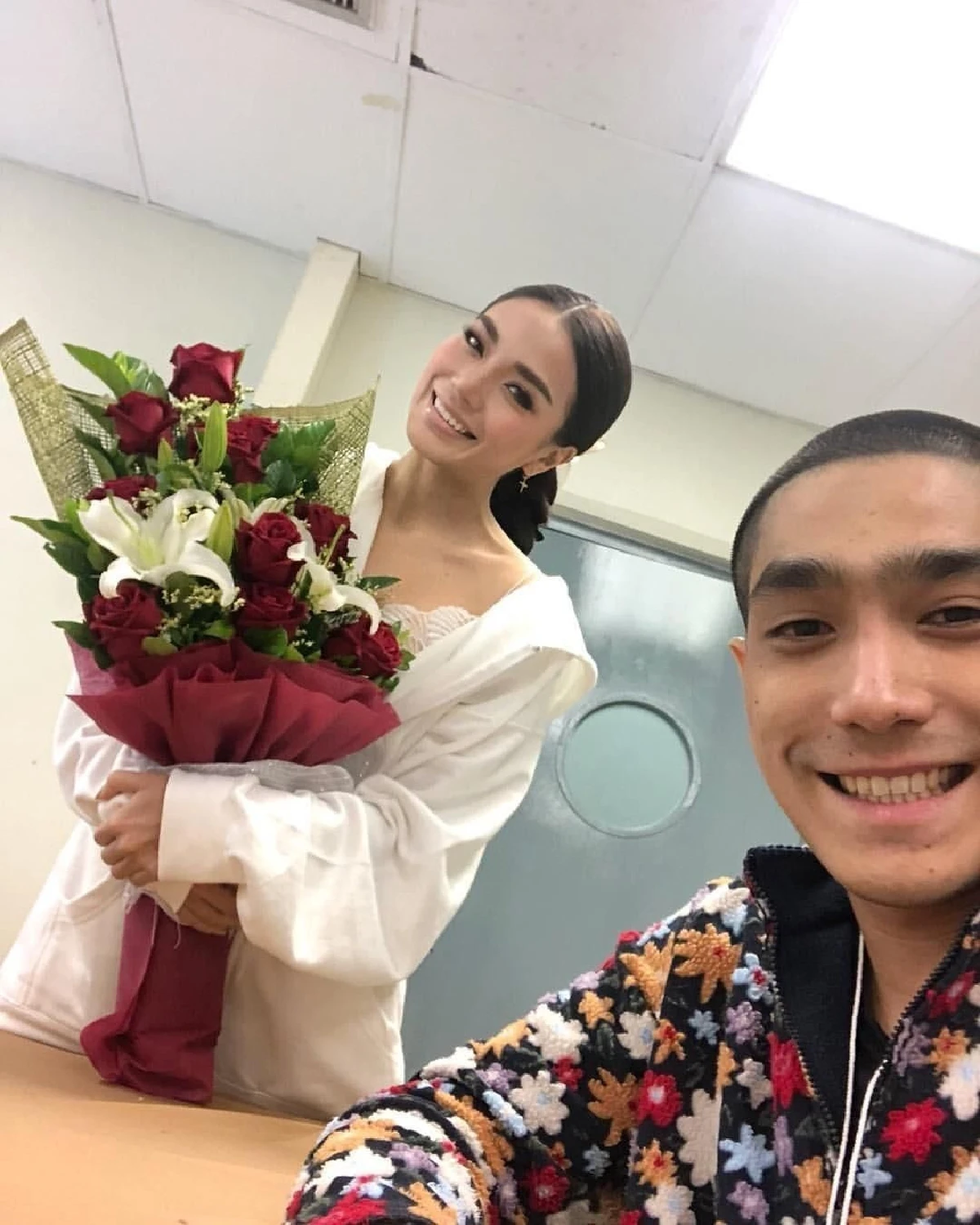 โต้ง ทูพี ควง ปราง ดินเนอร์หวานท่ามกลางแสงเทียน ผลัดกันถ่ายภาพเดี่ยวสุดฟิน