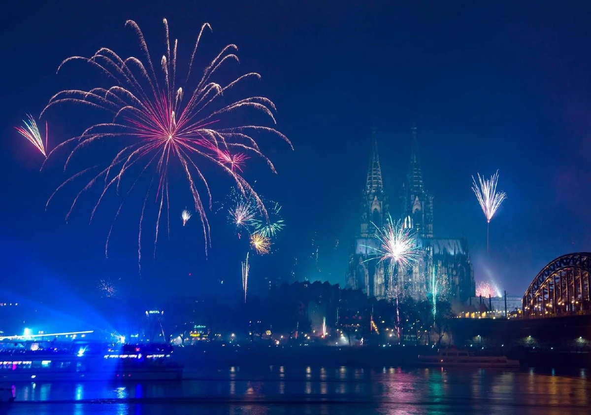 ทั่วโลกฉลองปีใหม่2019 โชว์ดอกไม้ไฟอลังการ