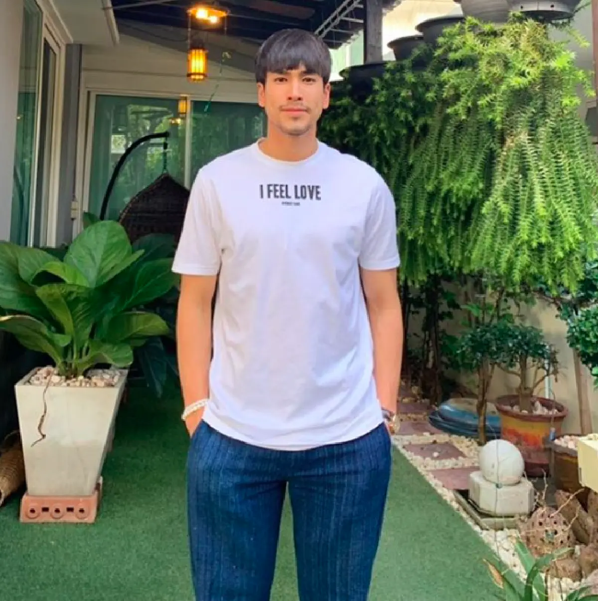 โฟกัสอะไรดี!? “แม่แก้ว” โพสต์ภาพปลื้มใจ "ณเดชน์“ ช่วยซักผ้าในวันที่แม่บ้านลาหยุด