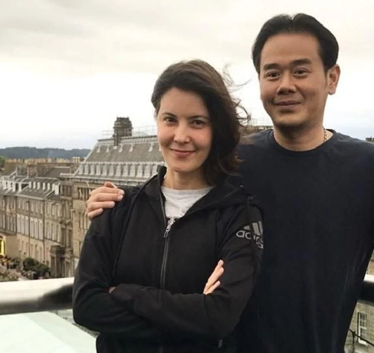 นานๆ จะเห็นที ”เป๊ก” อวดภาพหวานคู่ “ธัญญ่า” รับต้นปี ขณะเที่ยวจังหวัดเลย