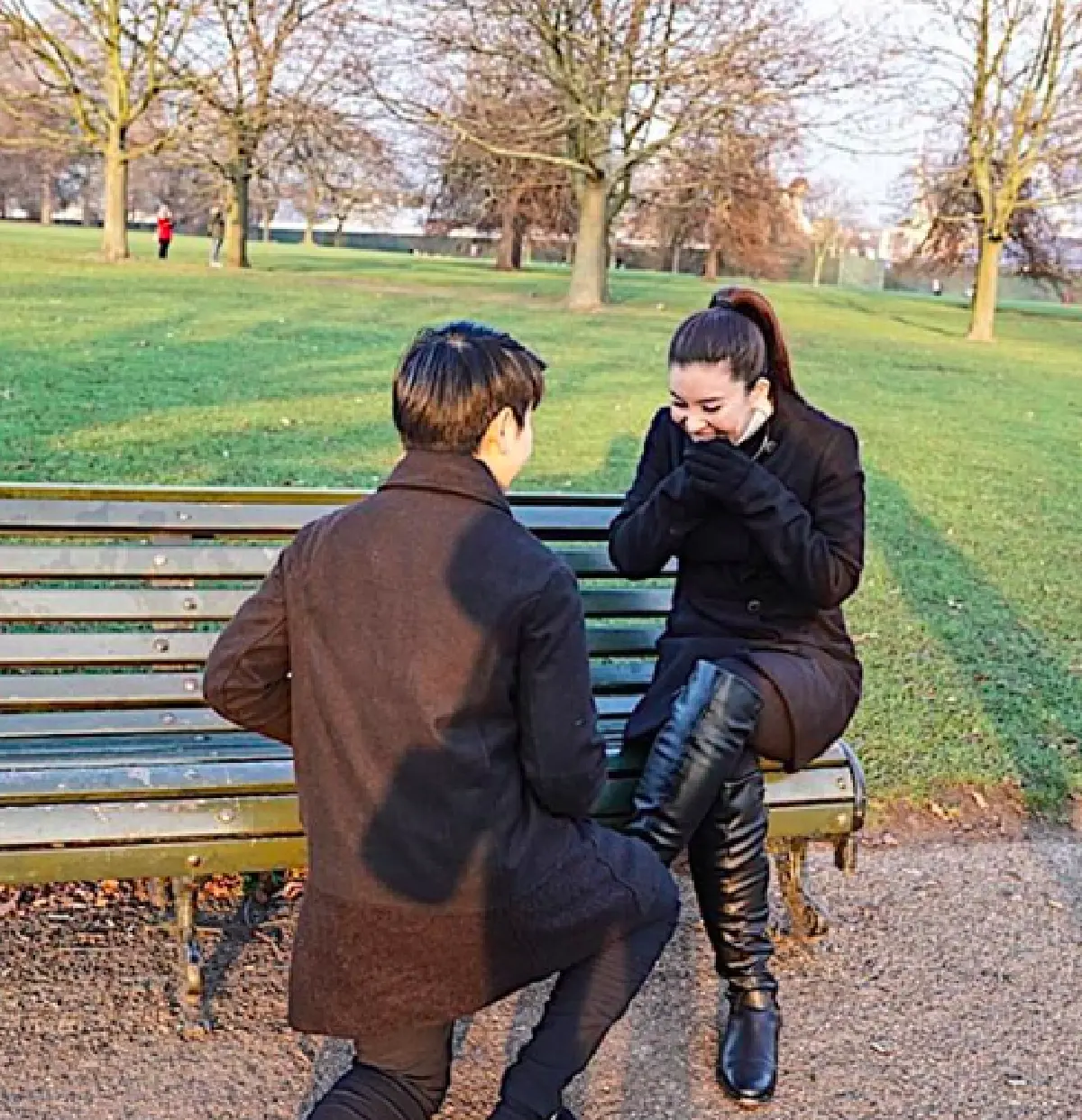 รักมั่นคง! "ซีแนม สุนทร” ถูกแฟนคุกเข่ามอบแหวนเป็นของขวัญครบรอบ 9 ปี