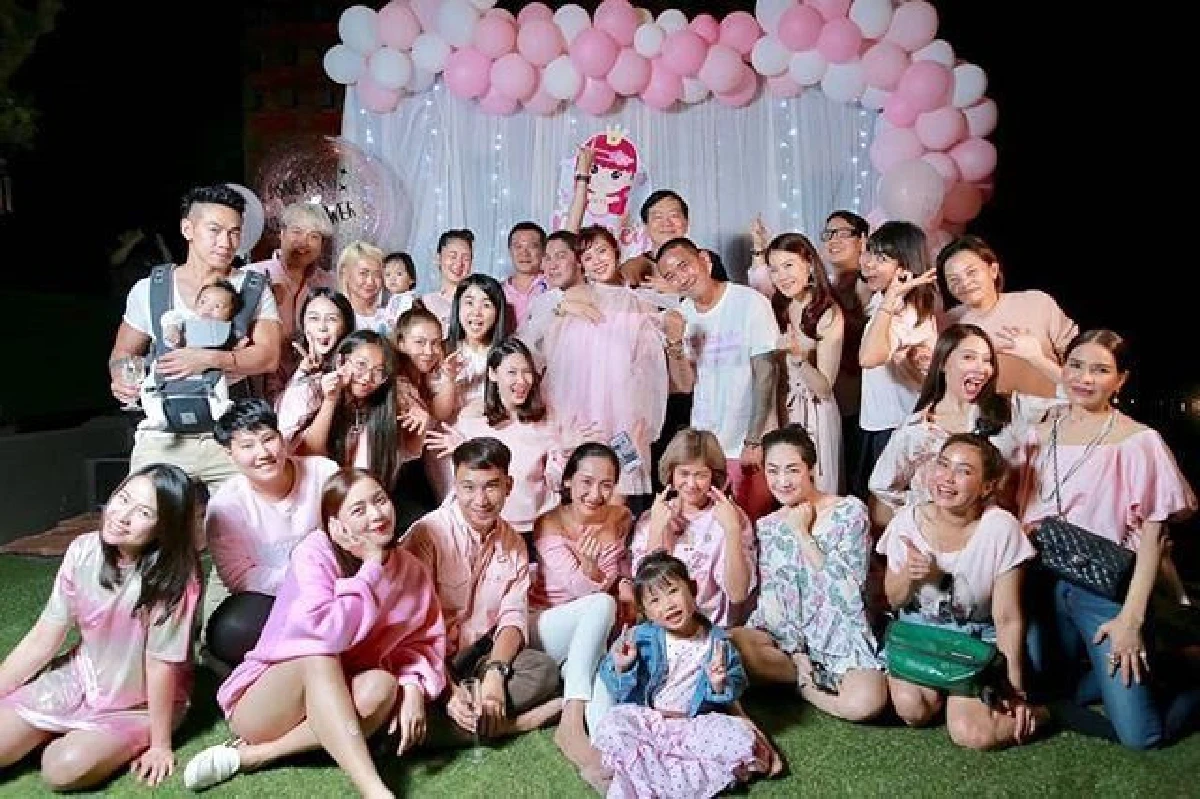 "อุ้ม ลักขณา” จัดปาร์ตี้ Baby Shower ในธีมสีชมพู รอต้อนรับลูกสาว “น้องดิสนีย์”
