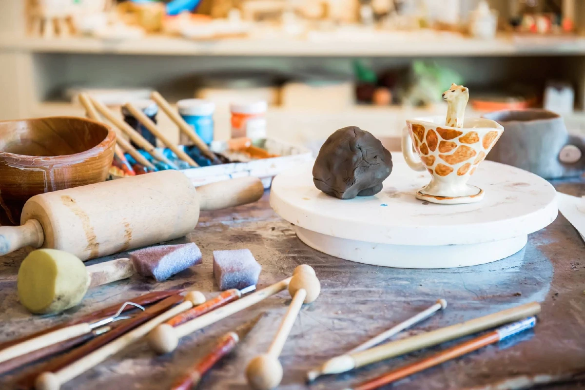 แบรนด์‘ทีละชิ้น’ เซรามิกแฮนด์เมด