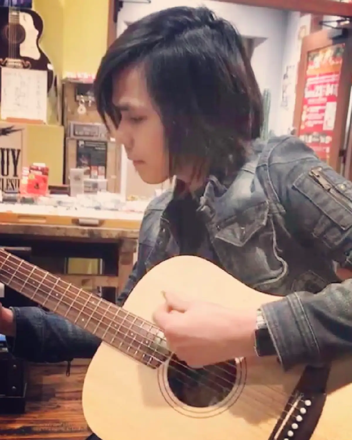 น้องสาว “บอล บางแก้ว” ออกมาโพสต์คลิป หลังเจอกรณีจัดฉากเสียชีวิตของ “เบนซ์”