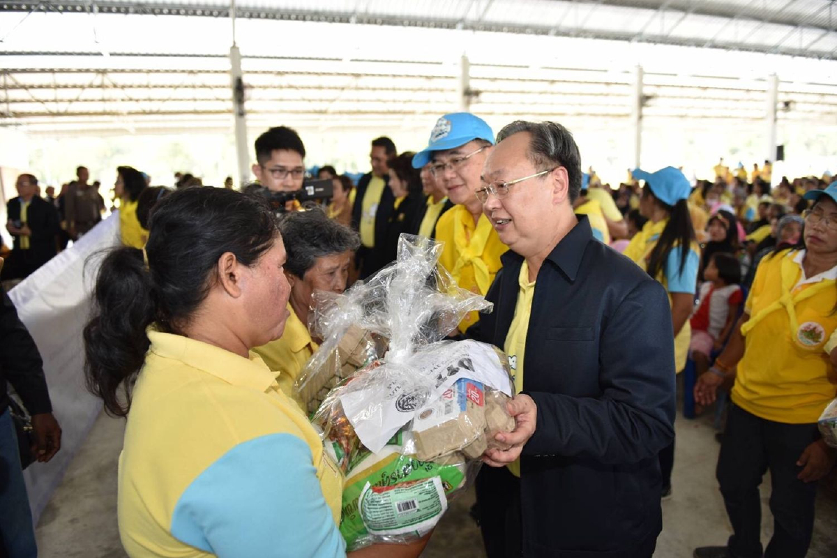 "พาณิชย์"สั่งลดราคาสินค้าจำเป็นช่วยผู้ประสบภัย"ปาบึก" "พาณิชย์"สั่งลดราคาสินค้าจำเป็นช่วยผู้ประสบภัย"ปาบึก"