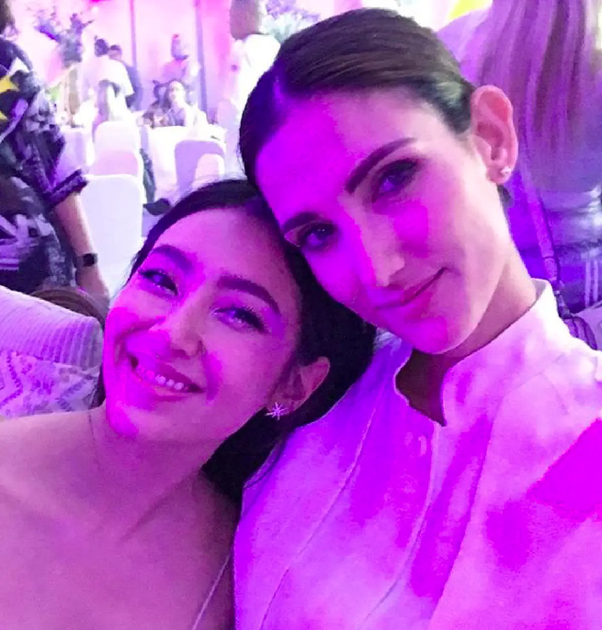 เหล่าคนบันเทิงได้รับเชิญร่วมงานเลี้ยง วันคล้ายวันประสูติ "พระองค์หญิงสิริวัณณวรีฯ”