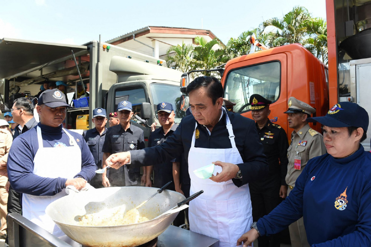 พ่อครัวประยุทธ์ พ่อครัวประยุทธ์