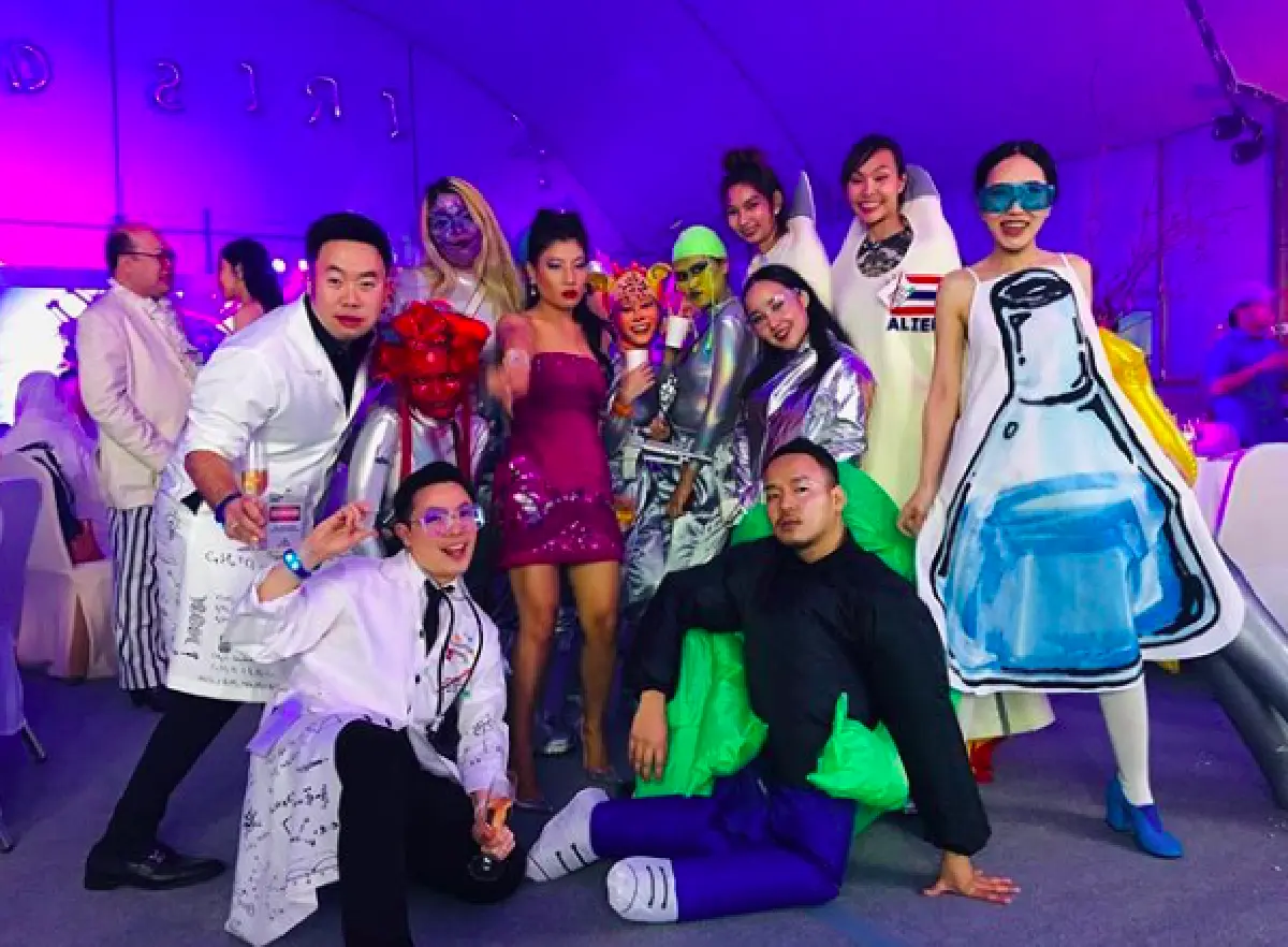 เหล่าคนบันเทิงได้รับเชิญร่วมงานเลี้ยง วันคล้ายวันประสูติ "พระองค์หญิงสิริวัณณวรีฯ”