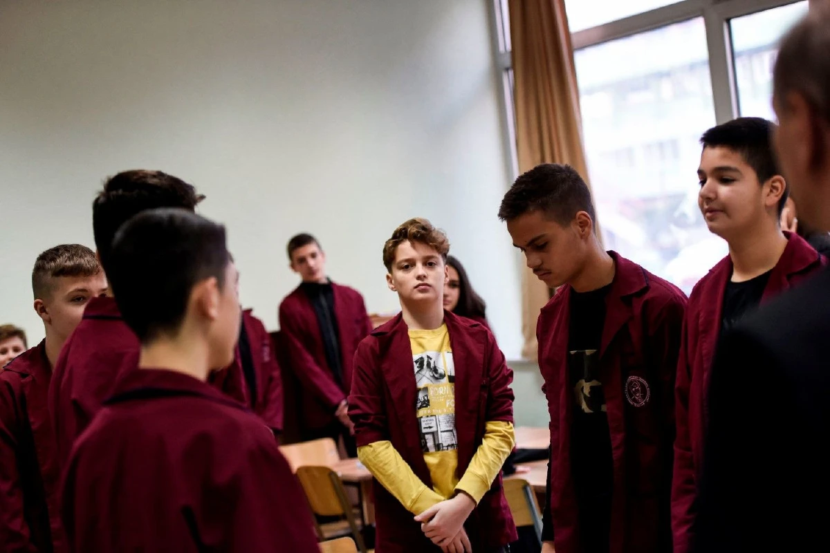 วิวาทะทั่วโลก "ชุดนักเรียนหรือชุดไปรเวต"