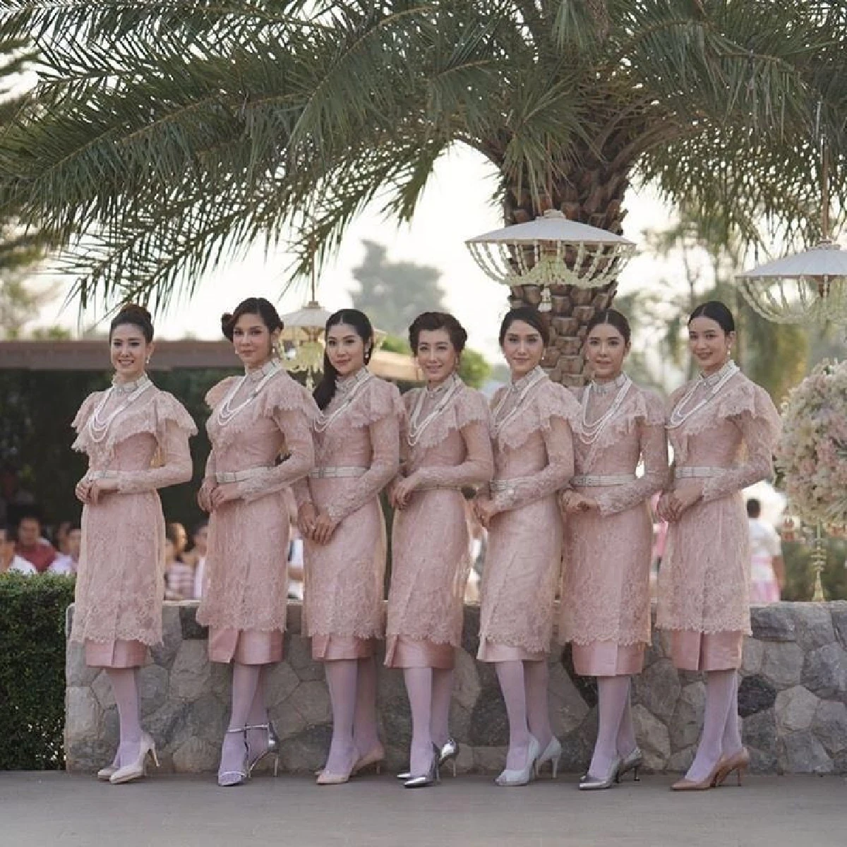 ส่องแก๊งเพื่อนเจ้าสาว ยุ้ย จีรนันท์ สวยเป๊ะรวมตัวนักแสดงช่อง 7