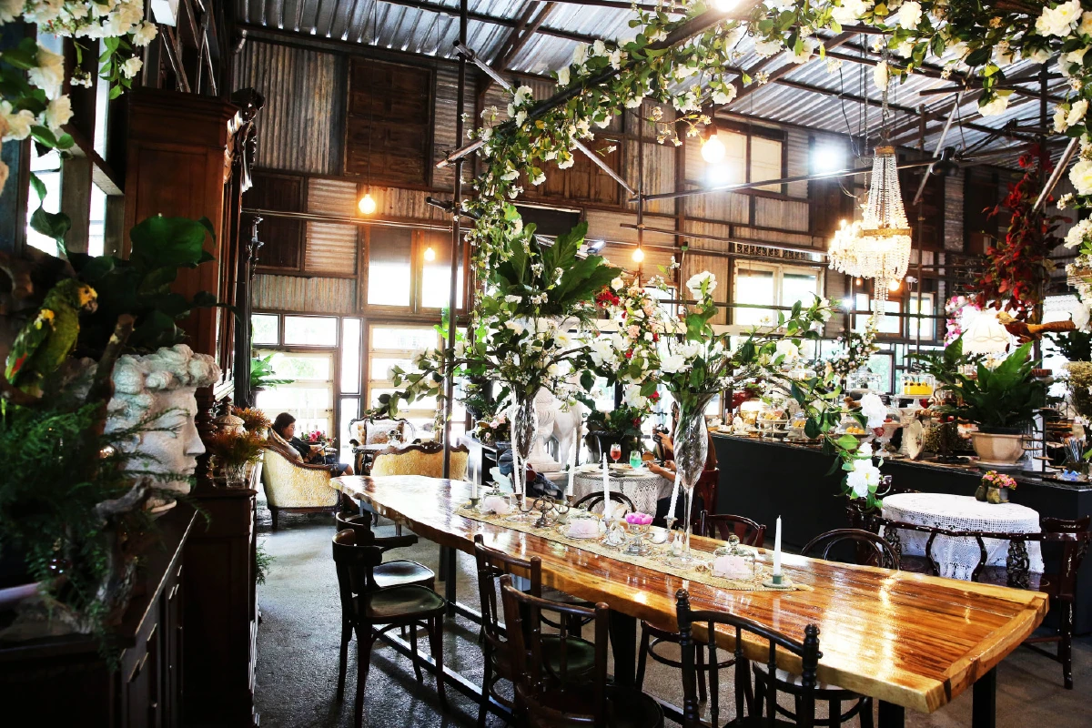 รูป รส กลิ่น เสียง ครบรส ที่ ดิษจรัส คราฟต์ แอนด์ คาเฟ่