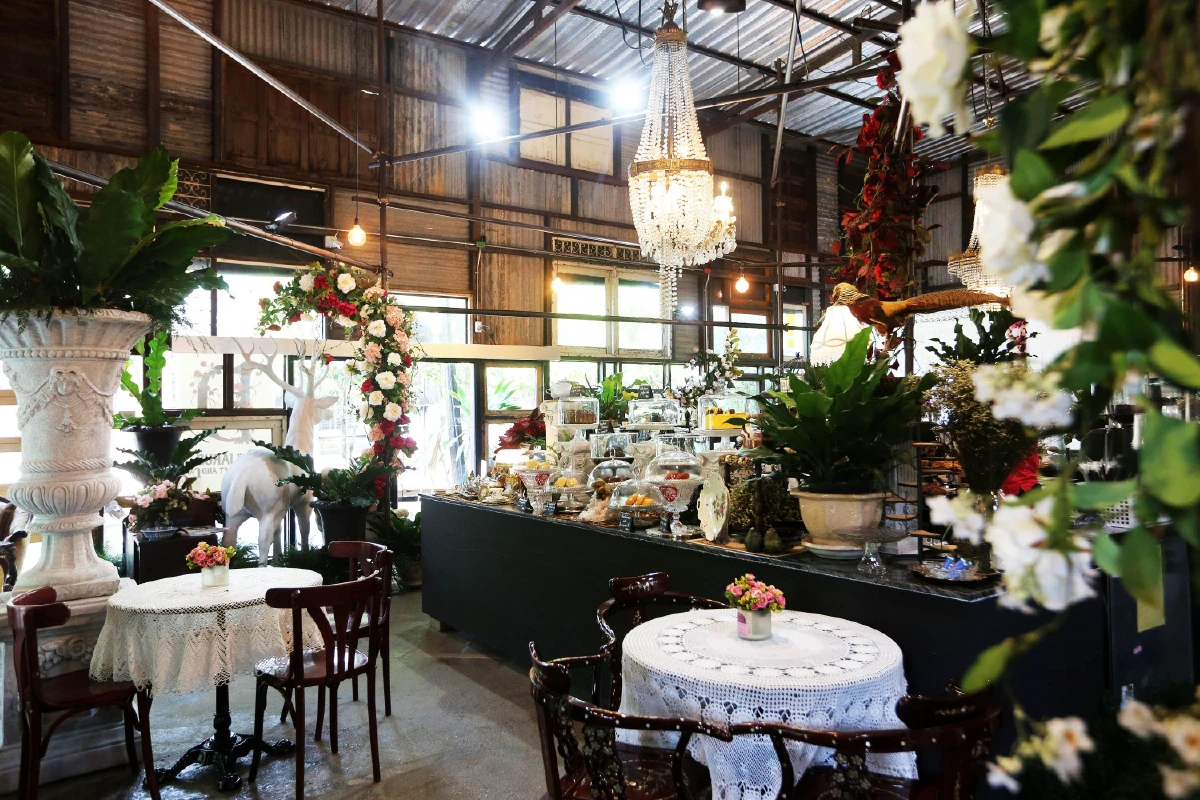 รูป รส กลิ่น เสียง ครบรส ที่ ดิษจรัส คราฟต์ แอนด์ คาเฟ่