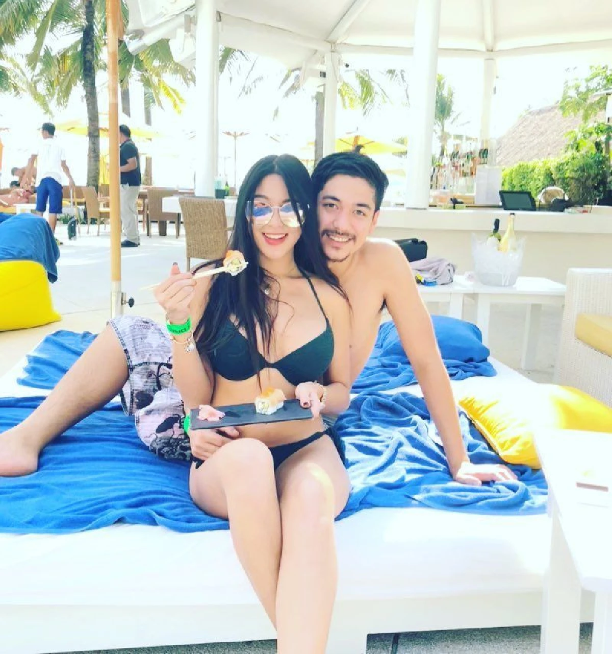 หวาย อวดอึ๋มสุดสะบึม! สวีทแฟนหนุ่ม มิโน่ ริมทะเลภูเก็ต