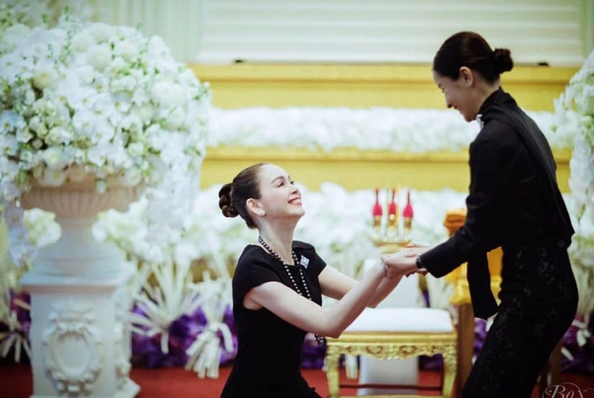 กำลังใจจาก แอน ทองประสม ถึงเพื่อนซี้ นัท มีเรีย ในช่วงเวลาที่ยากลำบากที่สุด