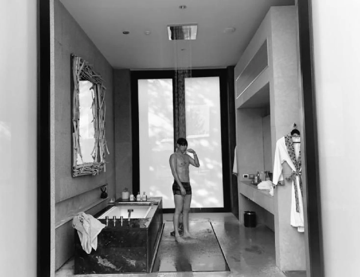 นุชใจสั่น! เป๊ก ผลิตโชค ปล่อยภาพเซ็กซี่ ชวนแฟนคลับอาบน้ำด้วยกัน