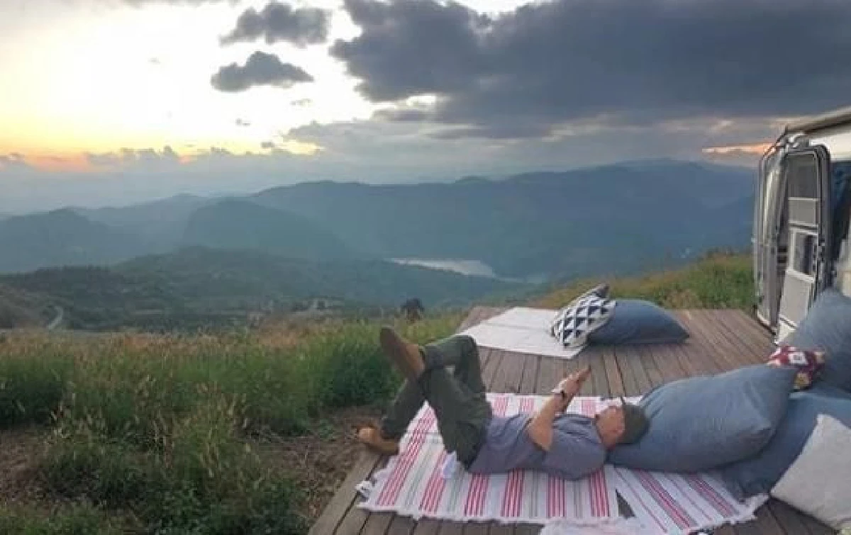 ครอบครัวอบอุ่นมาก “เวย์-นานา” พาลูกแฝด “บีน่า-น้องบรู๊คลิน” สัมผัสบรรยากาศธรรมชาติสุดหรู