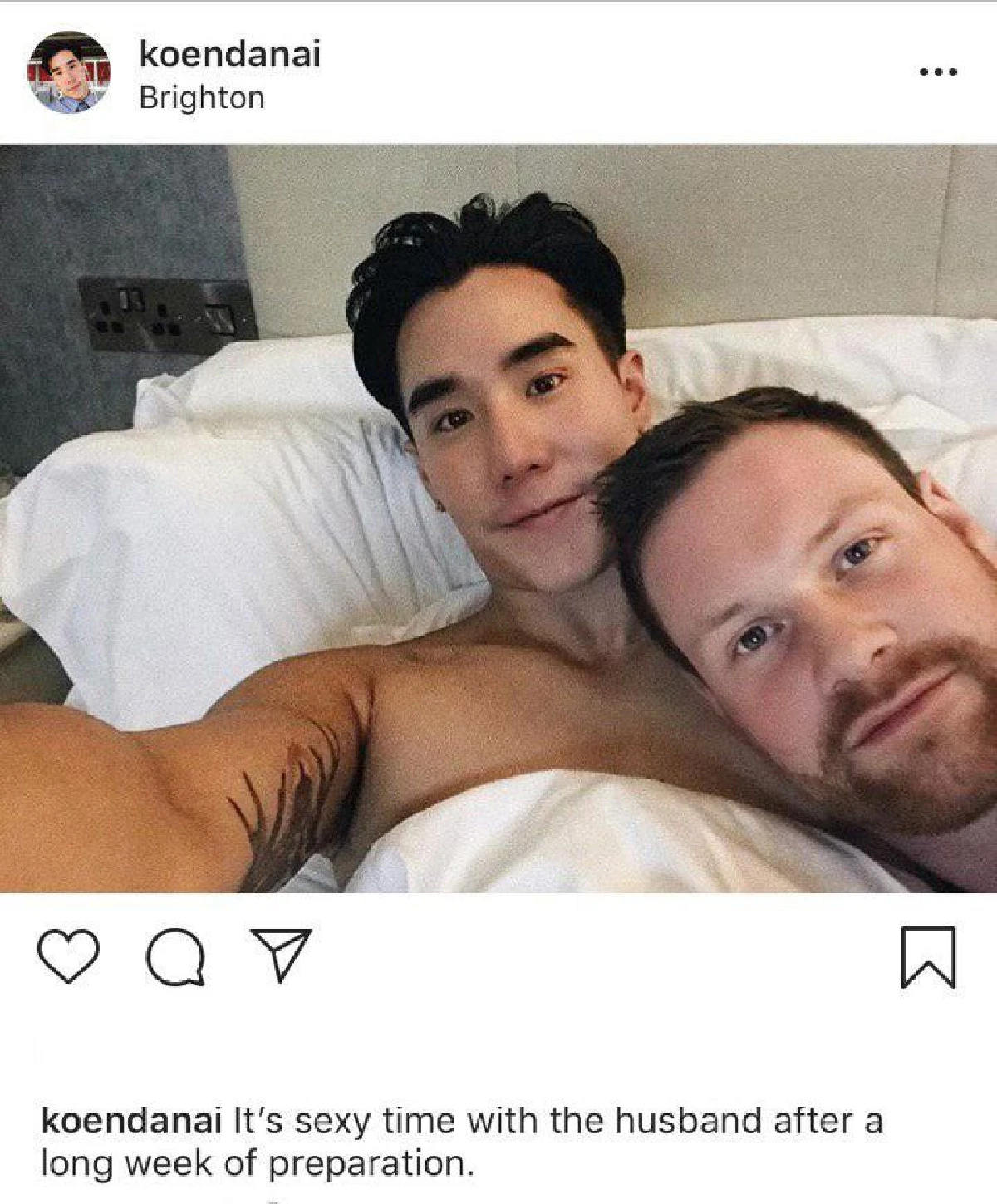 ”เขื่อน" อวดภาพหวานหลังแต่งงาน พร้อมความเซ็กซี่เบาๆ กับสามีบนเตียงสุดสวีท