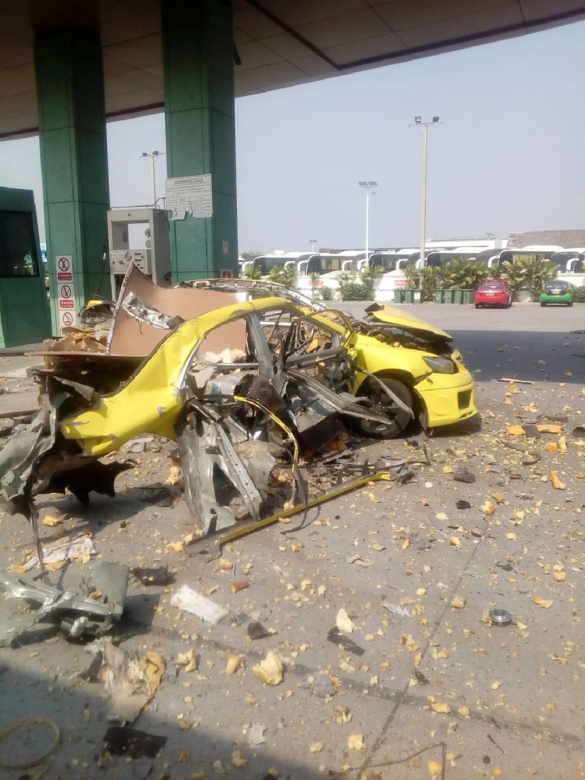 ระทึก!รถแท็กซี่แก๊สระเบิดกระจุยทั้งคันขณะจอดเติม เจ็บ3ราย