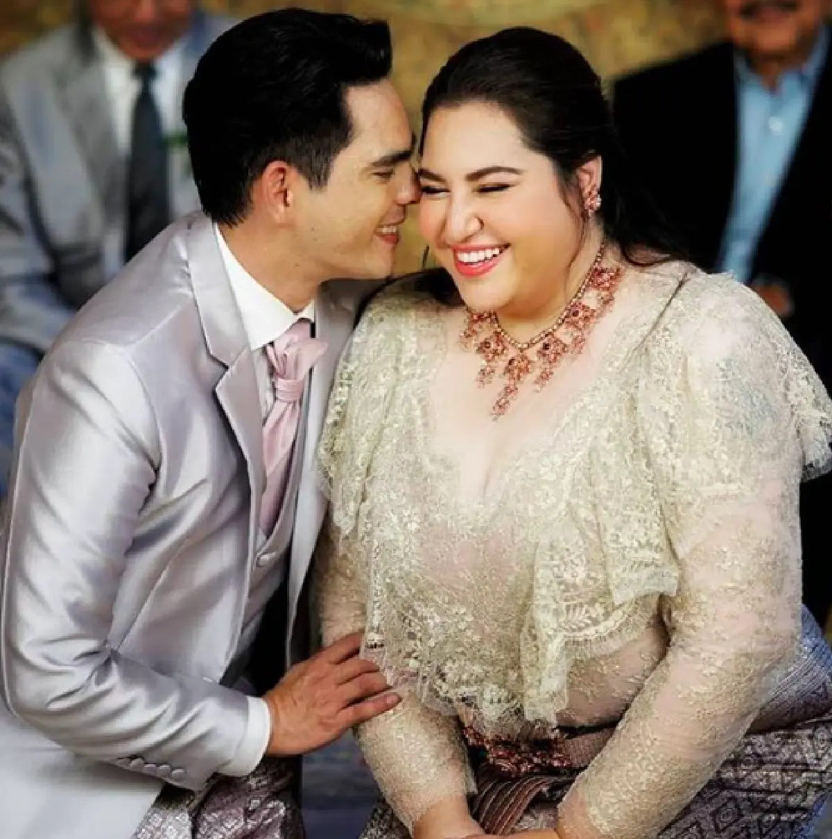 "บิ๊ก-อุ้ม” เผยความในใจหลังแต่งงาน  ขอบคุณกันและกัน