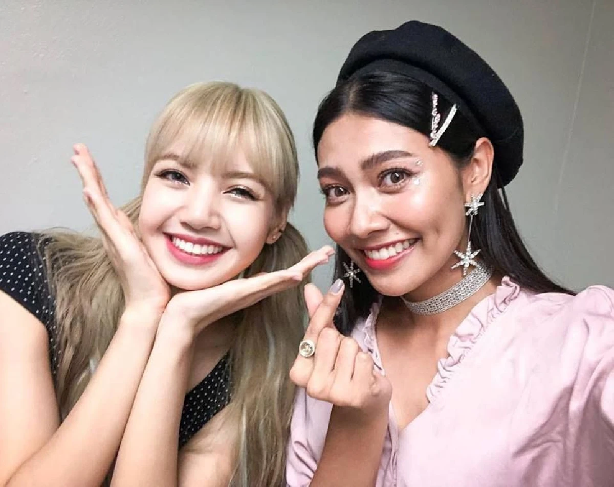 กำลังใจดีมาก! คนบันเทิงแห่ร่วมให้กำลังใจ “ลิซ่า BLACKPINK” หลังเวทีคอนเสิร์ต