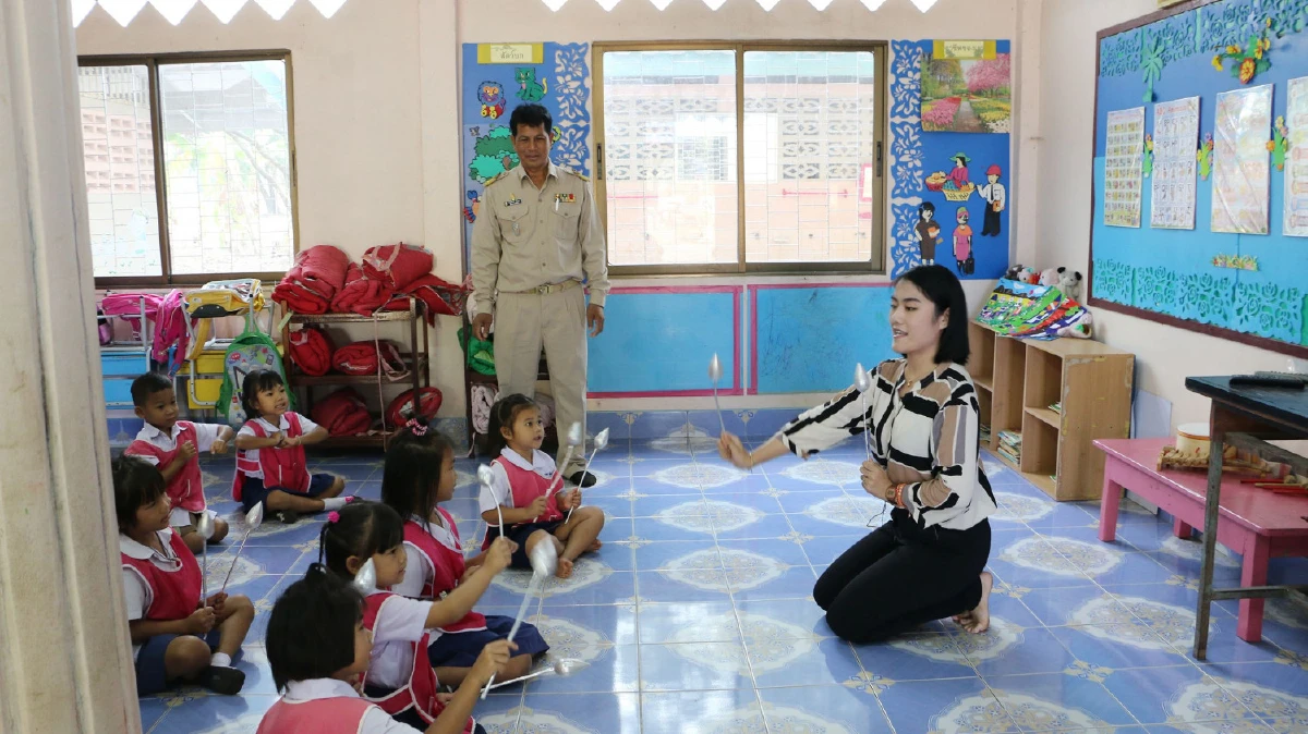 "ครูฟ้า"ต้นแบบจิตอาสาสอนนักเรียนไม่รับค่าตอบแทน