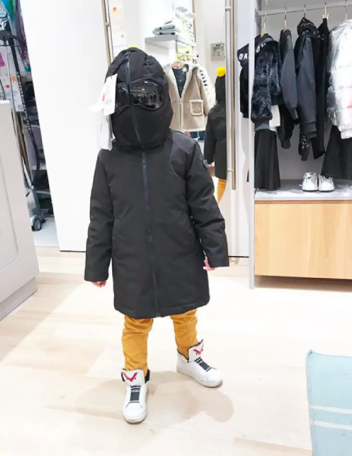 “เป้ย” ควงสามีและลูกชาย “น้องโปรด” ทำงานและเที่ยวไปในตัวที่เซี่ยงไฮ้