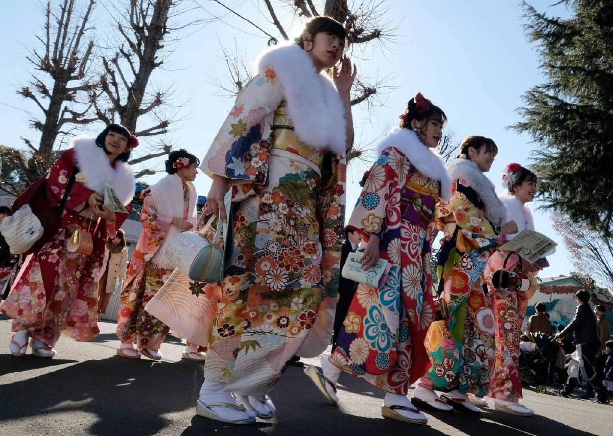 ชมภาพชุด! สาวญี่ปุ่นร่วมงาน "วันผู้ใหญ่" คึกคัก