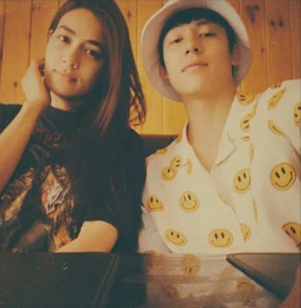 โมเมนต์หวาน! “คิม” ควงหวานใจ “หมาก” บริจาคเลือดที่สภากาชาดไทย พร้อมจับมือให้กำลังใจกัน