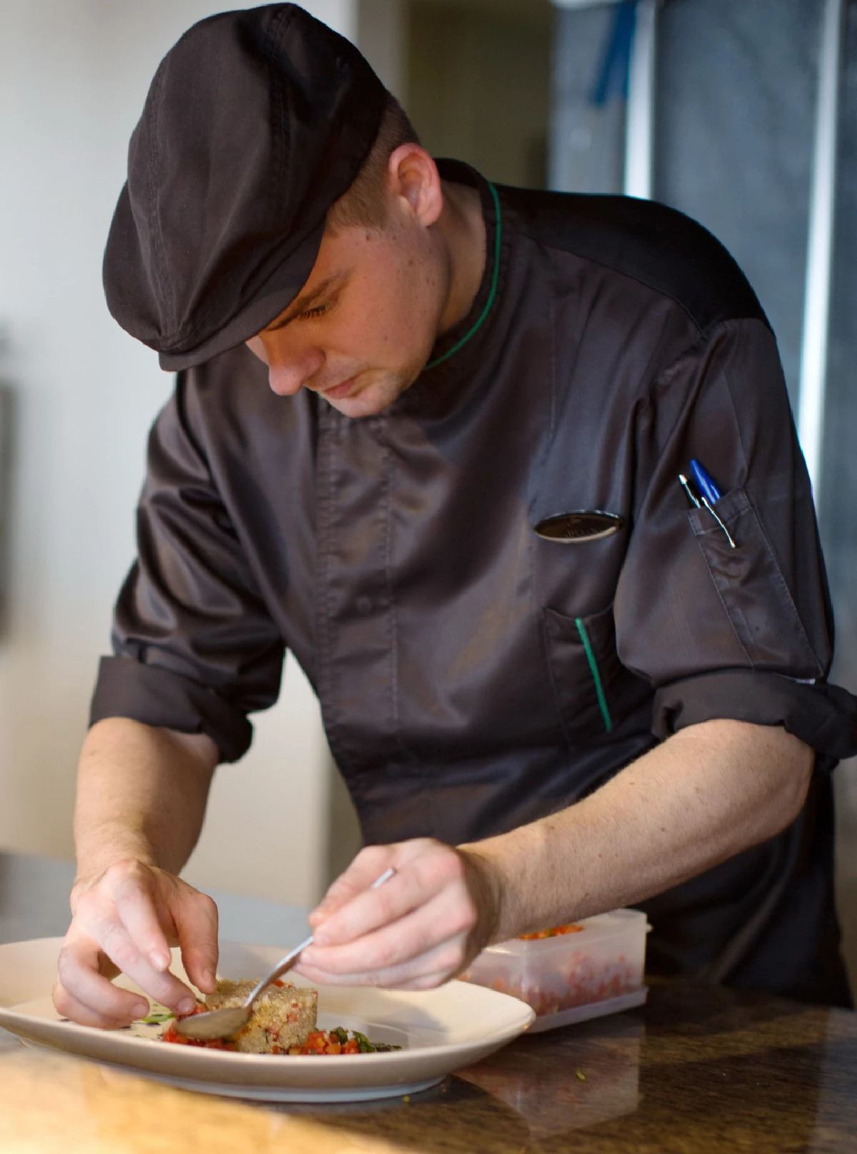 เอเดรียน ฮาเวิร์นสไตน์ ‘ผมโชคดีที่ได้เป็นเชฟ’