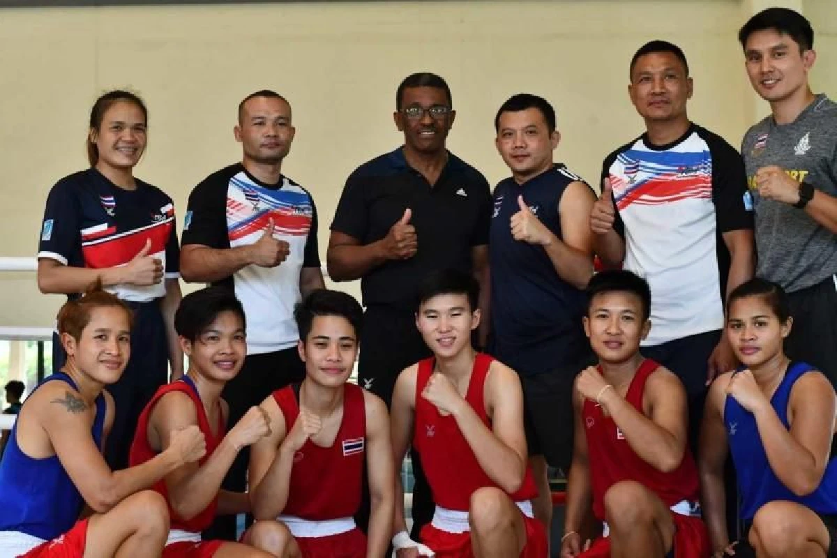 จาก ZERO TO HERO "วิจารณ์ พลฤทธิ์"