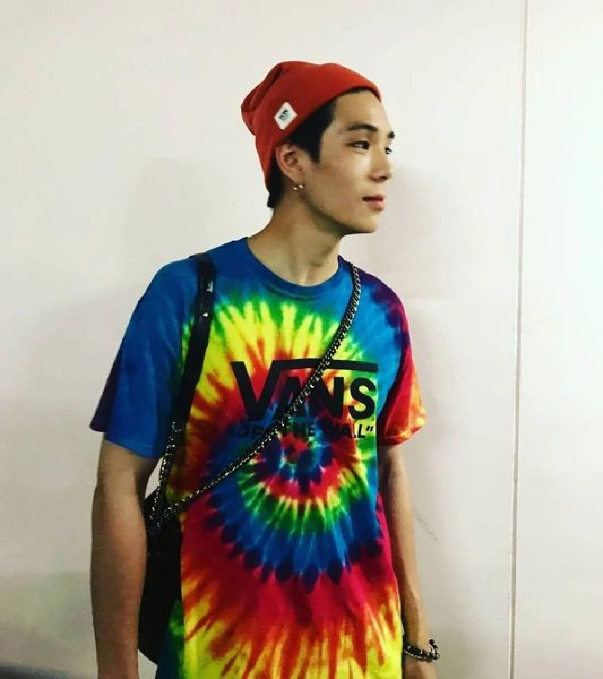 ฮิปสเตอร์หน่อยๆ กับแฟชั่นเสื้อยืดมัดย้อมสุดเท่ของเหล่าคนบันเทิง