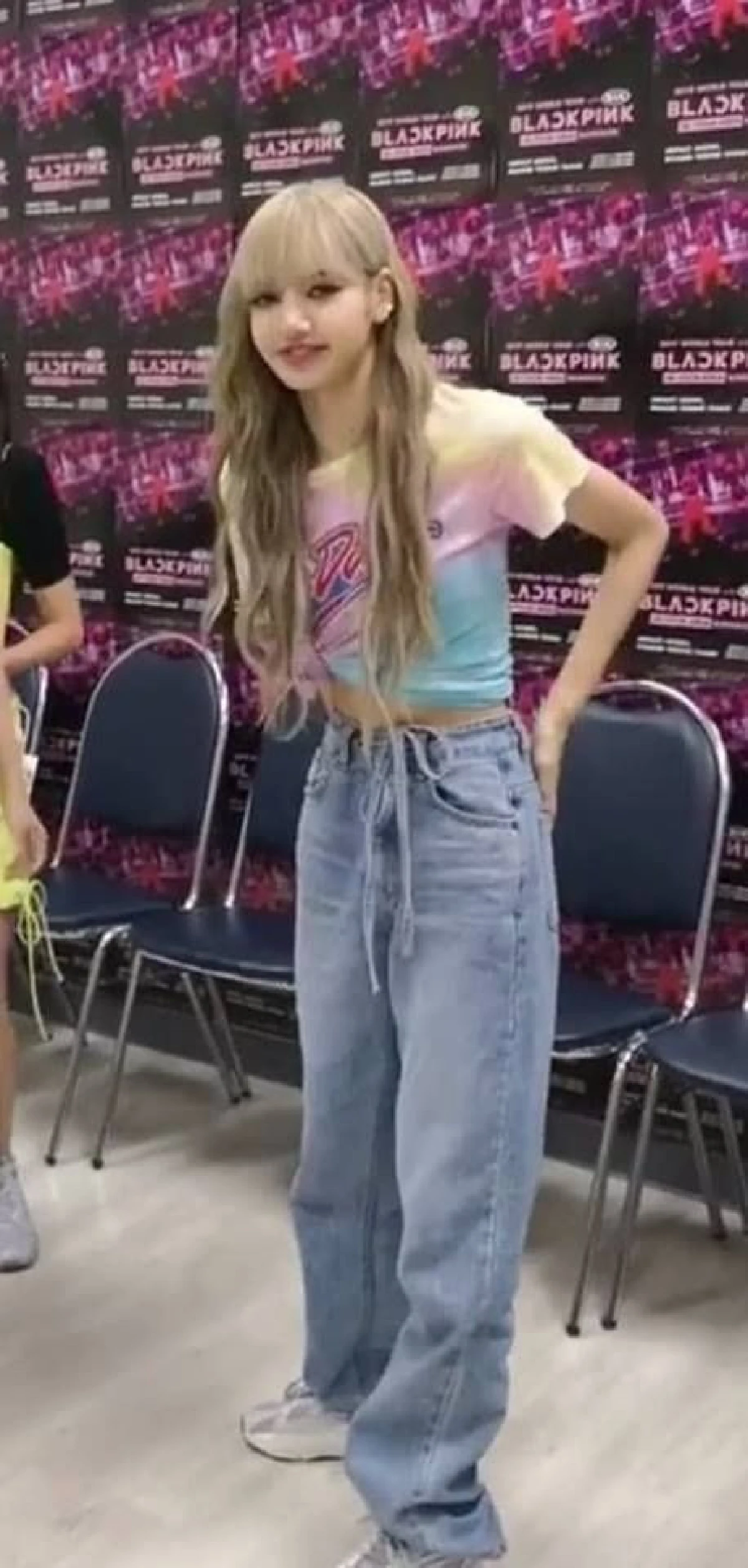 ฮิปสเตอร์หน่อยๆ กับแฟชั่นเสื้อยืดมัดย้อมสุดเท่ของเหล่าคนบันเทิง