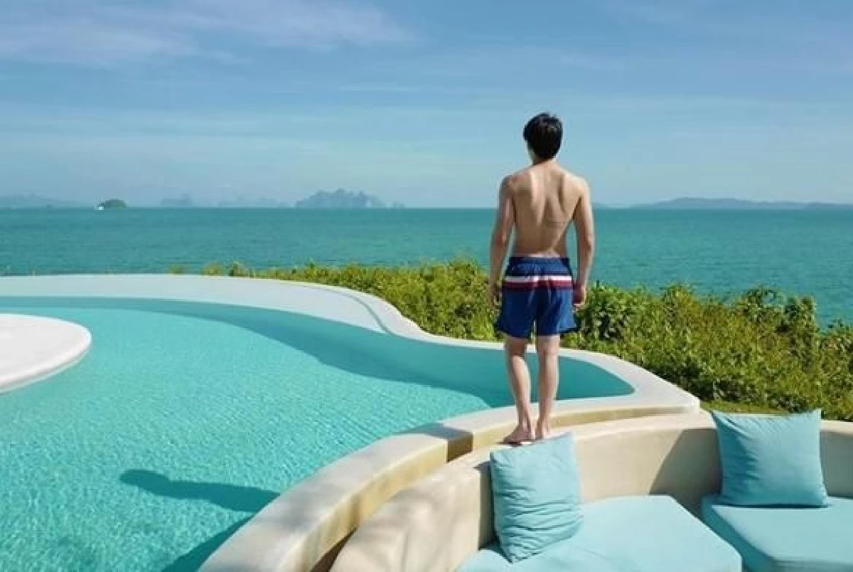 หมาก-คิมเบอร์ลี่ จัดทริปสวีทต้นปี! อวดความแซ่บสะเทือนภูเก็ต