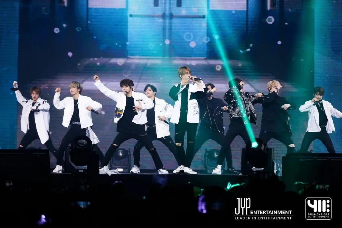 Stray Kids ดีต่อใจไร้ข้อกังขา! สมราคาศิลปินหน้าใหม่ยอดเยี่ยมแห่งปี