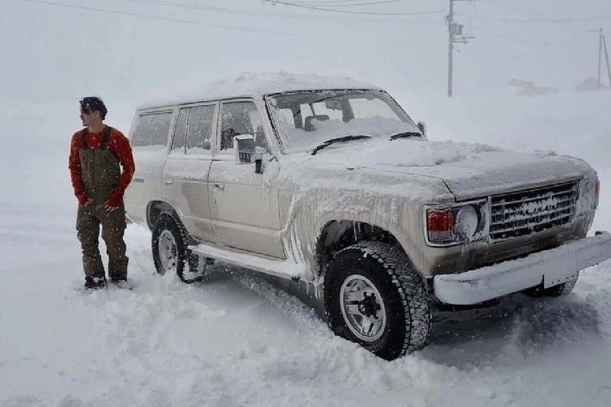 หล่อทะลุหิมะ! เคน ธีรเดช ในวันหยุดสุดชิว..ส่งตรงจากบ้านที่ญี่ปุ่น