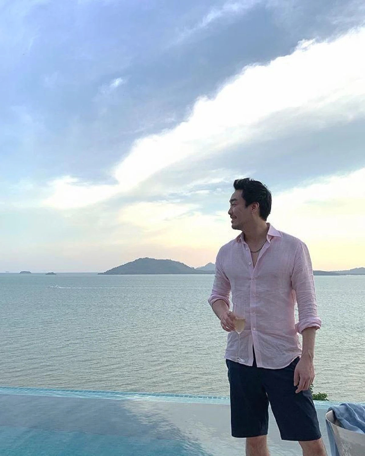 คู่นี้น่ารัก! อั้ม-ไฮโซพก ผลัดกันคอมเมนต์มุ้งมิ้ง..จีบกันหวานๆโปรโมชั่นแรง