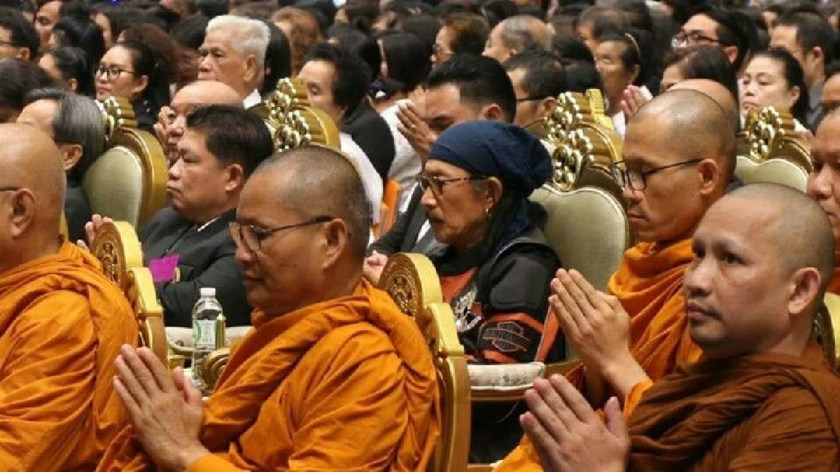 "แอ๊ด คาราบาว"ยกหลวงพ่อคูณพระอริยเจ้าเผยยึดคำสอนอย่าประมาท