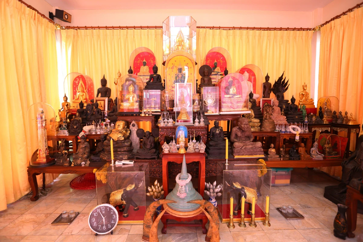 สุรัตน์ วงศ์ชาญศิลป์ บ้านนี้อยู่แล้วสุขกายสุขใจ