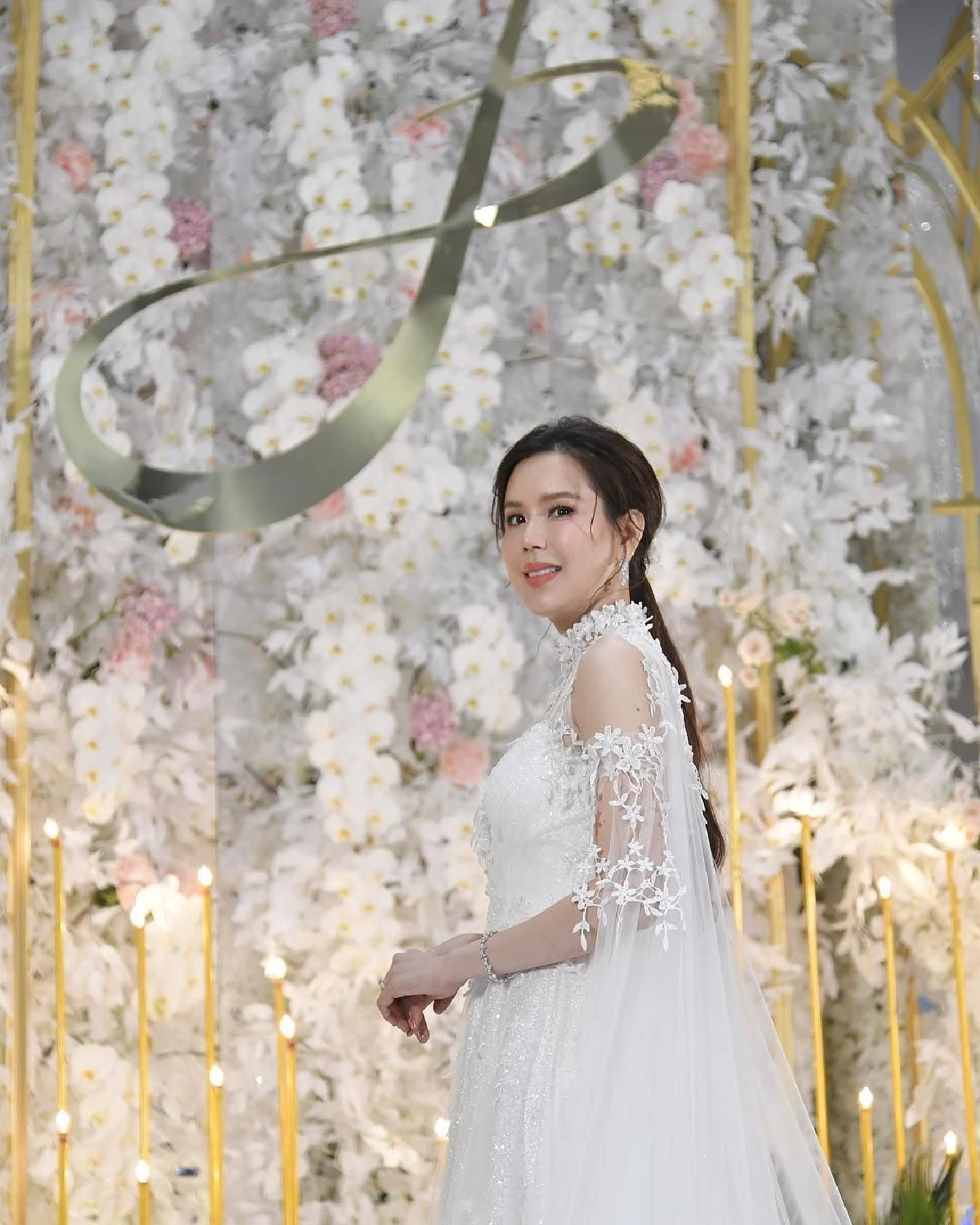 เจ้าสาวสวยมาก! เจี๊ยบ พิจิตตรา กับชุดแต่งงาน 3 ชุดลุคไหนก็สวยหวานดั่งเจ้าหญิง