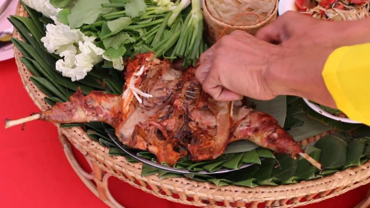 เบิ่งชุมชนนวัตวิถีขอนแก่น ชิมข้าวไร่-ไก่ย่างมดแดง ‘บ้านวังหว้า’