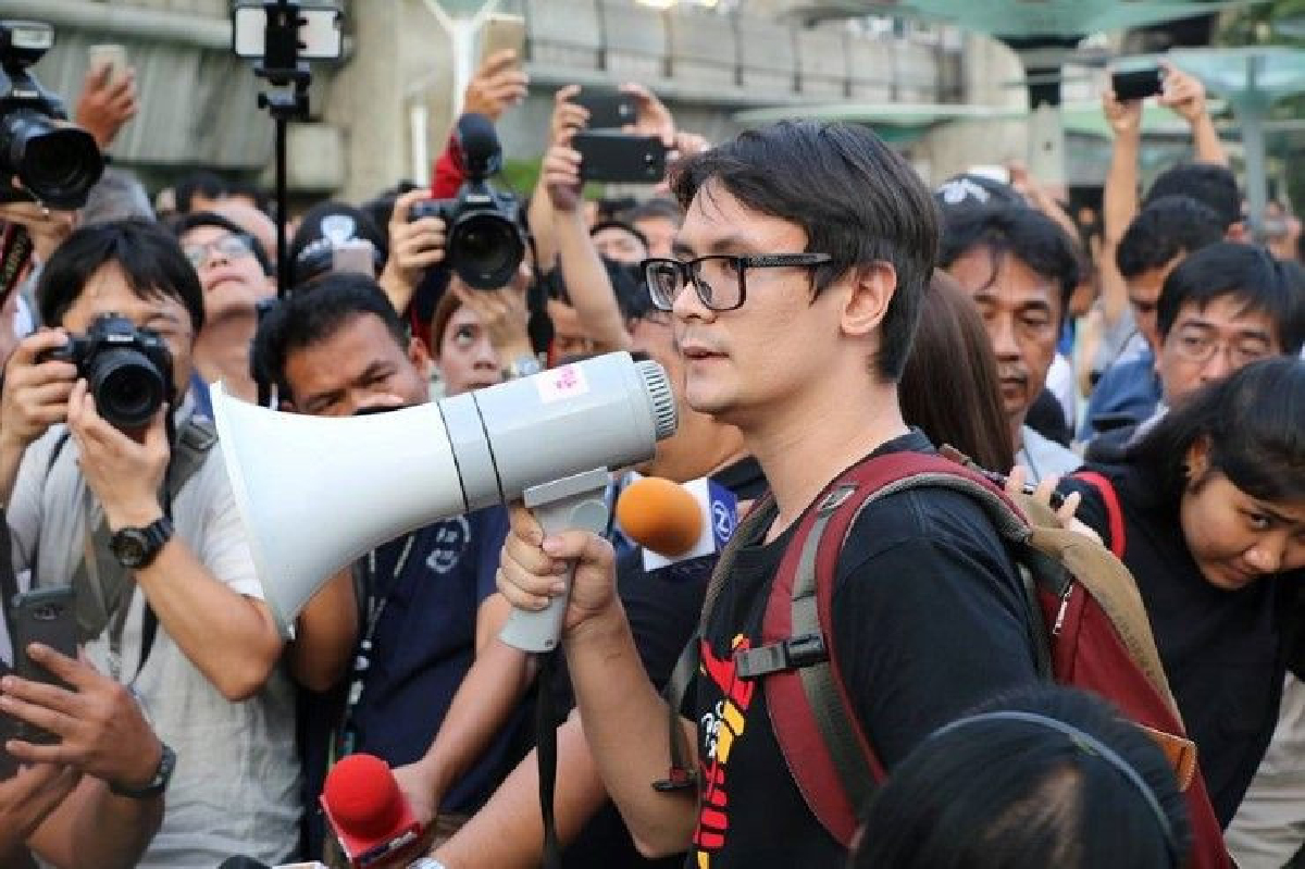 รังสิมันต์ มองการเลือกตั้งจะสกปรก-แต่ช่วยทำให้ชาติดีขึ้น รังสิมันต์ มองการเลือกตั้งจะสกปรก-แต่ช่วยทำให้ชาติดีขึ้น