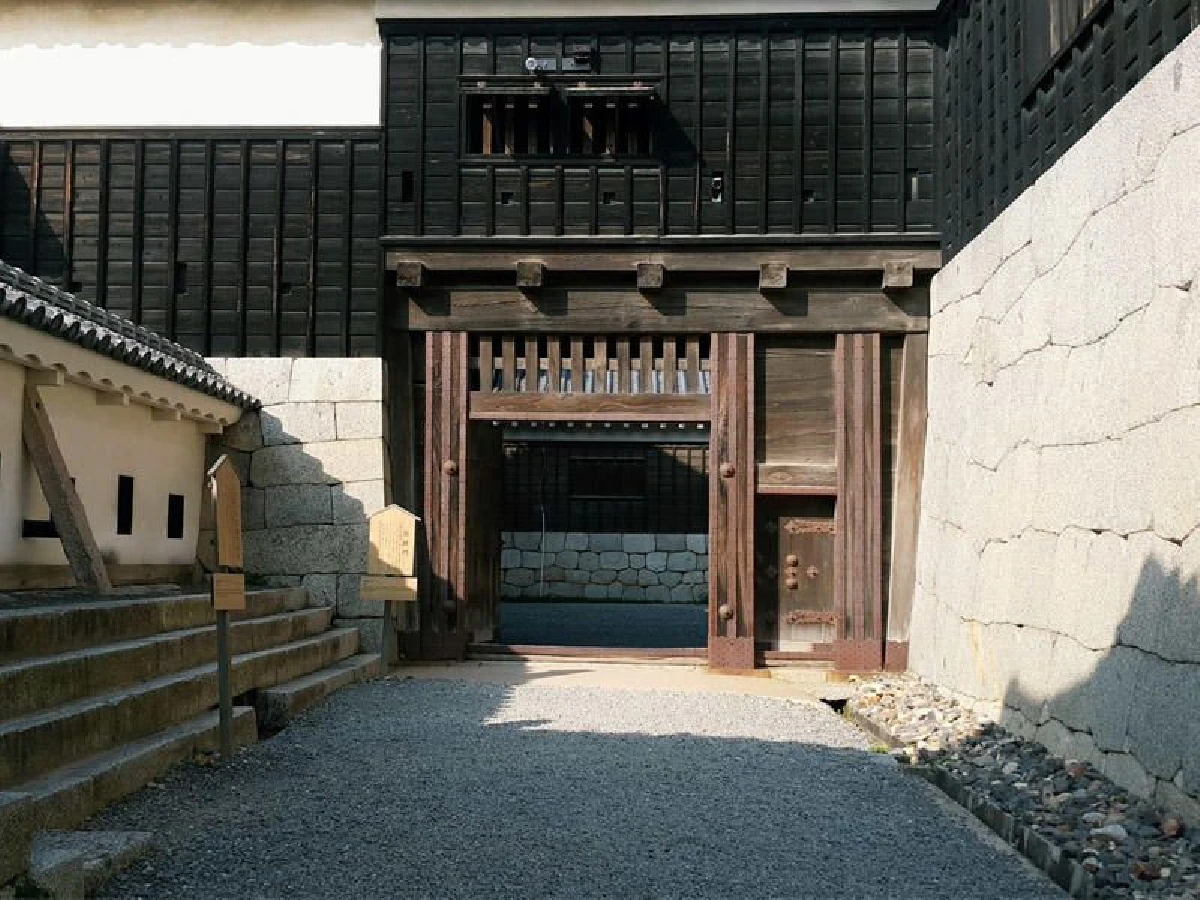 ชิโกคุ ครั้งแรก (2)