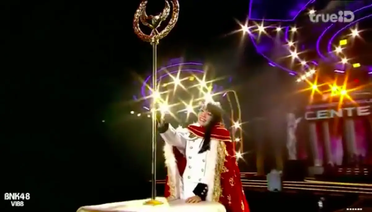 ไม่พลิกโผ! “เฌอปราง” คว้าอันดับ 1 ตำแหน่งเซนเตอร์ ได้นั่งบนบัลลังก์