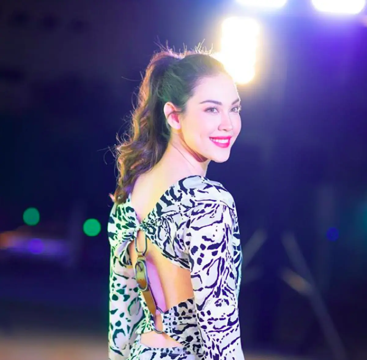 “คุณน้าน้องปีใหม่” เตือน "แมท ภีรนีย์” อย่าดึงชื่อหลานเข้าไปเกี่ยวข้องในเรื่องของผู้ใหญ่