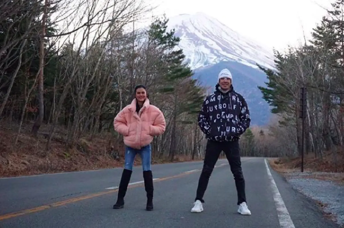 ความหวานไม่เคยจางหาย! “เจ-ปิ่น” ครบรอบแต่งงาน 18 ปี รักเราไม่เก่าเลย