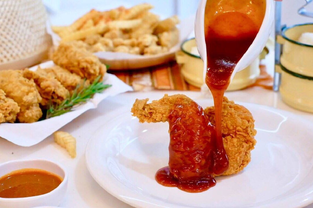ร้านระกา อาหารไทยโมเดิร์น ร้านระกา อาหารไทยโมเดิร์น
